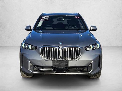 Used 2025 BMW X5 xDrive40i AWD/4WD image 2