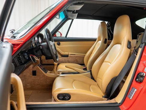 Used 1997 Porsche 911 Carrera RWD image 19