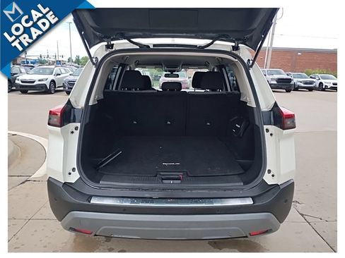 Used 2023 Nissan Rogue SV FWD image 16