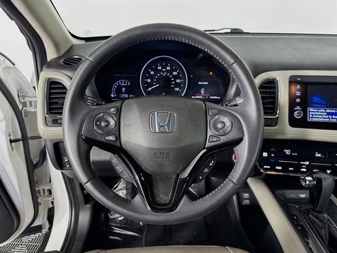 Used 2021 Honda HR-V EX-L image 13