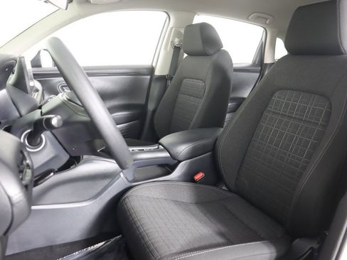 Certified 2026 Honda HR-V LX image 25