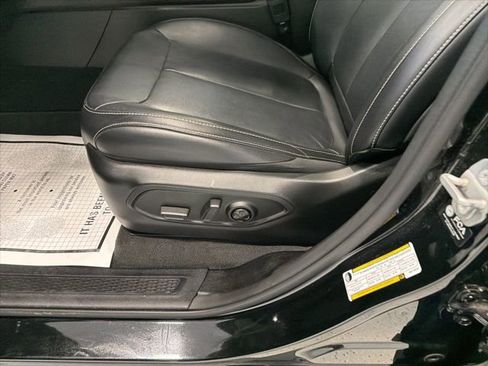 Used 2021 Jeep Grand Cherokee L Limited image 16