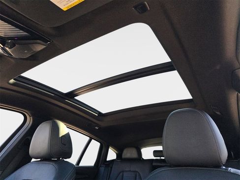 Used 2021 BMW X4 M40i w/ Premium Package image 34