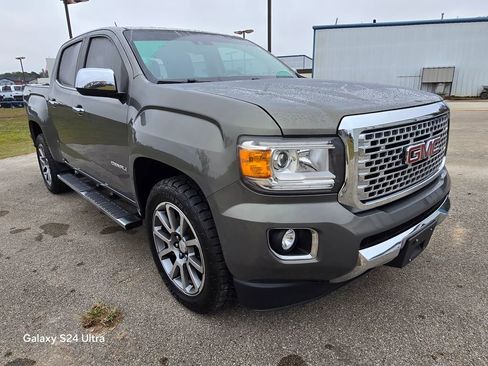 Used 2018 GMC Canyon Denali image 7