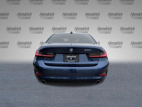 Used 2022 BMW 330i Sedan w/ Driving Assistance Package image 10