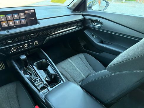 Used 2023 Honda Accord Sport image 27