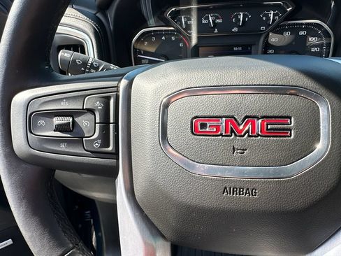 Used 2021 GMC Sierra 1500 SLT w/ SLT Convenience Package AWD/4WD image 26