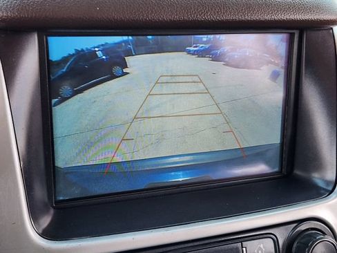 Used 2018 Chevrolet Tahoe LT w/ Off-Road Package AWD/4WD image 19
