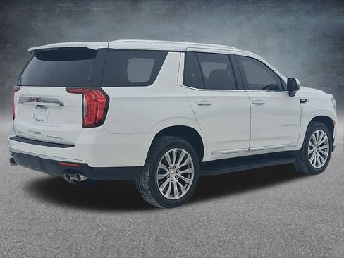 Used 2022 GMC Yukon Denali w/ Advanced Technology Package image 8