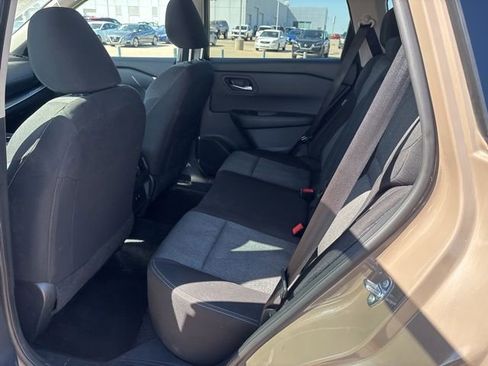 Used 2025 Nissan Rogue SV AWD/4WD image 10