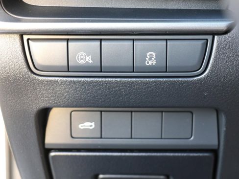 Certified 2025 MAZDA MAZDA3 s FWD image 16