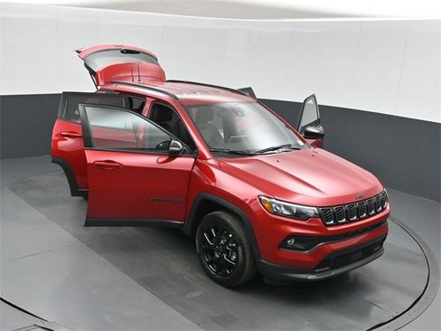 New 2026 Jeep Compass Latitude image 50