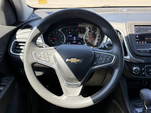 Used 2022 Chevrolet Equinox LT image 27