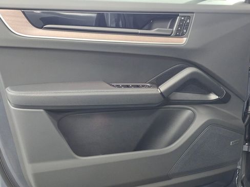 New 2026 Porsche Cayenne AWD/4WD image 35