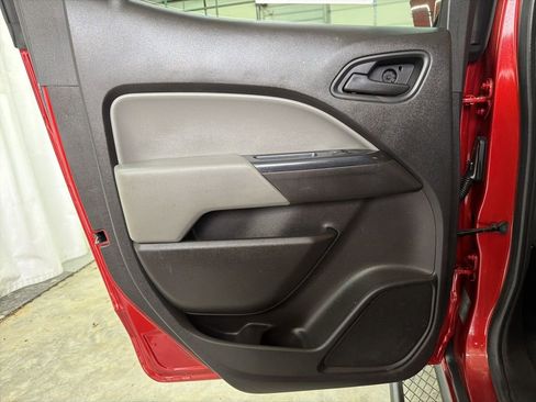 Used 2016 Chevrolet Colorado W/T w/ WT Convenience Package RWD image 19