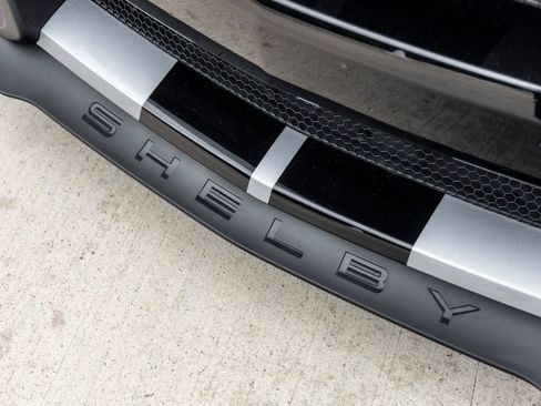 Used 2020 Ford Mustang Shelby GT500 w/ Carbon Fiber Track Pack RWD image 24