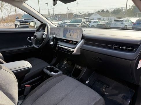Used 2024 Hyundai Ioniq 5 SEL image 13