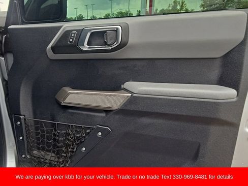 Used 2022 Ford Bronco Black Diamond AWD/4WD image 18