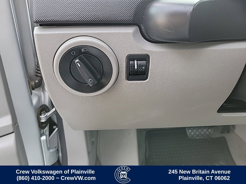 Used 2008 Volkswagen Beetle S FWD image 44