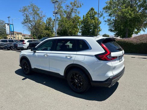 Used 2024 Honda CR-V Sport image 4