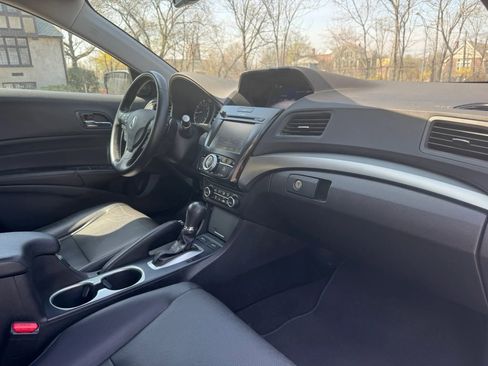 Used 2018 Acura ILX FWD image 23