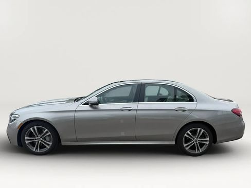 Used 2022 Mercedes-Benz E 350 4MATIC Sedan image 4