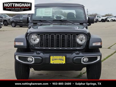 New 2026 Jeep Gladiator Sport