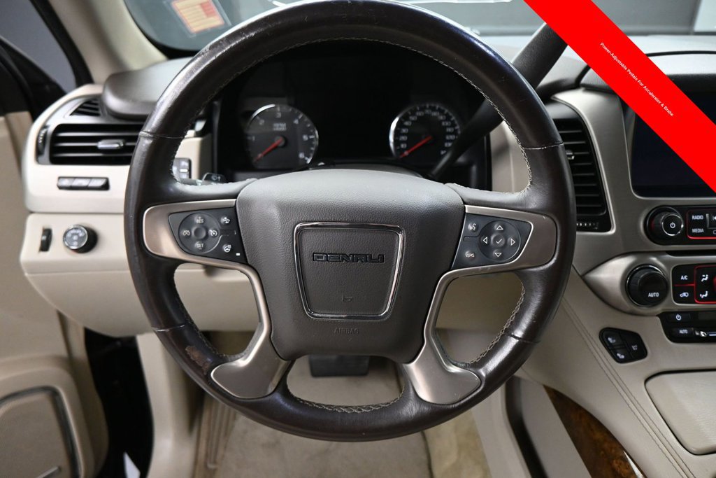 Used 2015 GMC Yukon XL Denali w/ Touring Package RWD image 10