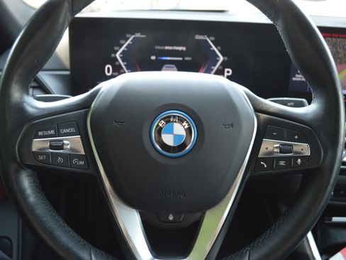 Certified 2023 BMW i4 eDrive40 w/ Premium Package RWD image 14