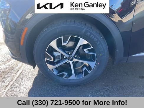 Certified 2023 Kia Sportage EX image 17