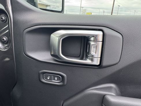 New 2026 Jeep Gladiator Willys image 36