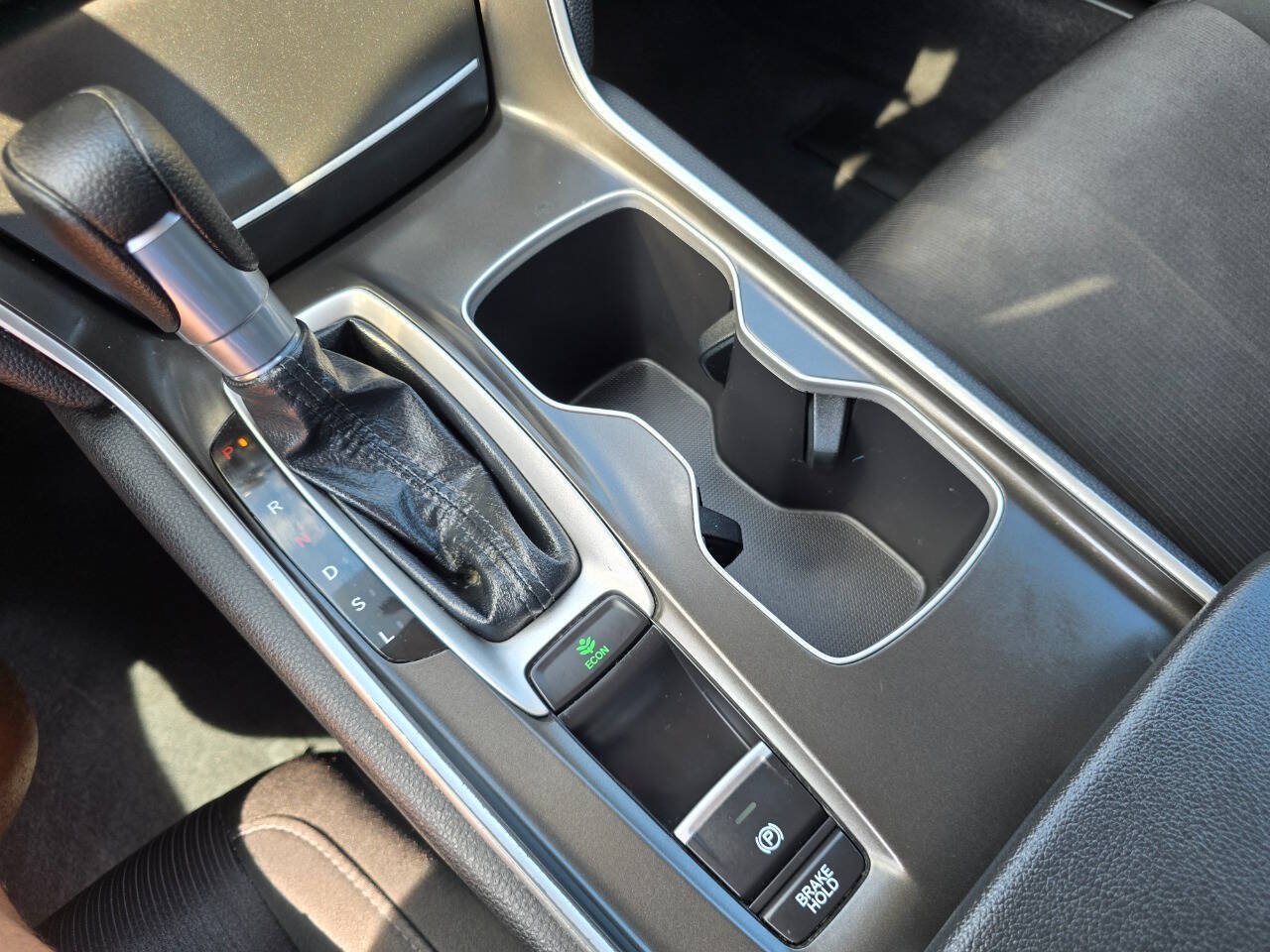 Used 2019 Honda Accord LX image 18