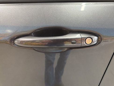 Used 2022 Jeep Compass Altitude w/ Sun and Sound Group image 15