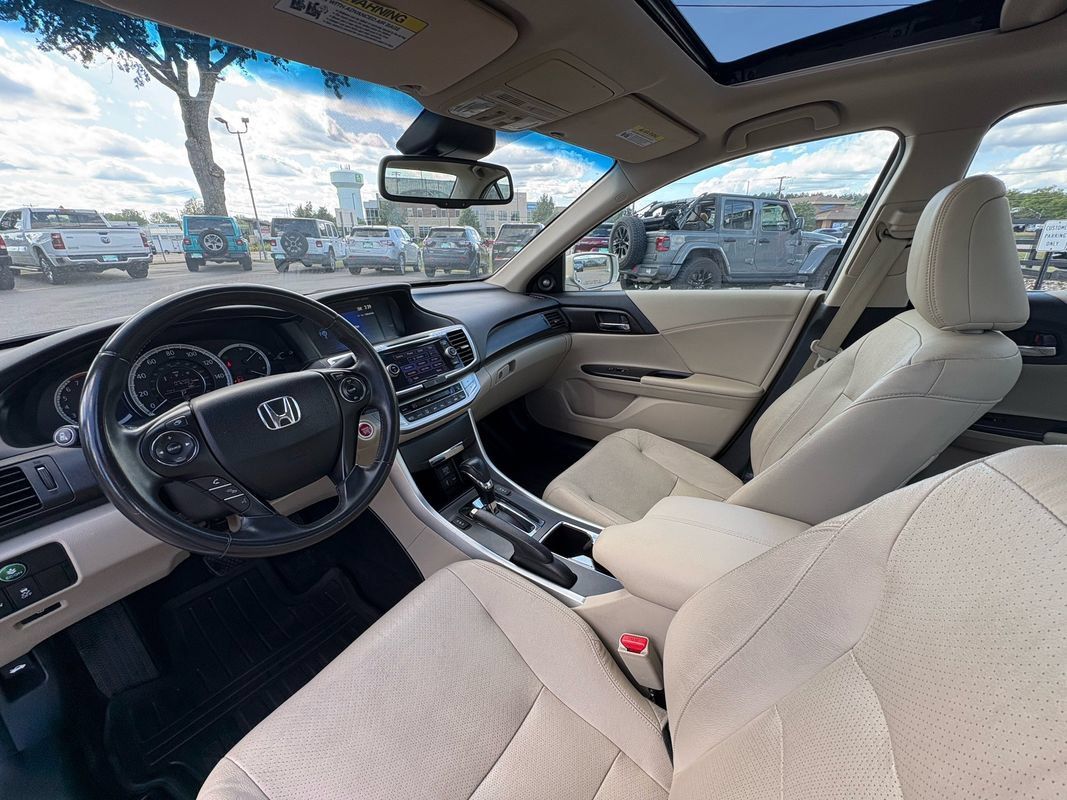 Used 2015 Honda Accord EX-L image 22
