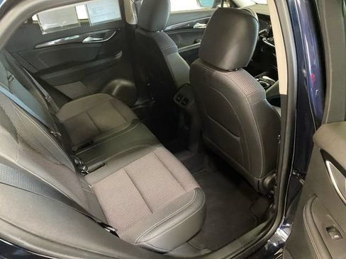 Certified 2021 Buick Envision Preferred FWD image 19