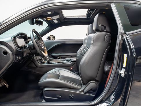 Used 2022 Dodge Challenger SRT Super Stock image 5