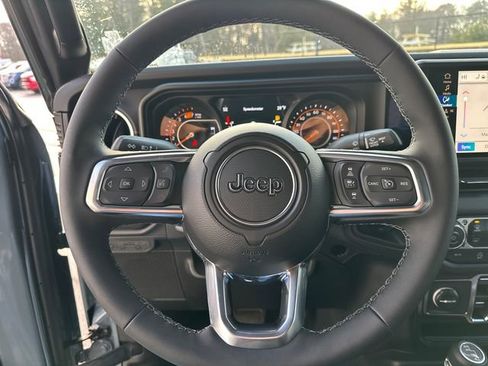 New 2026 Jeep Wrangler Unlimited Sahara AWD/4WD image 22