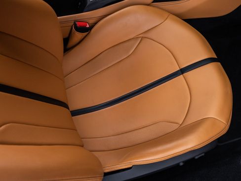 Used 2021 Ferrari F8 Tributo image 47