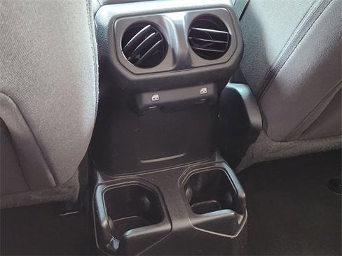 Certified 2022 Jeep Gladiator Sport image 29