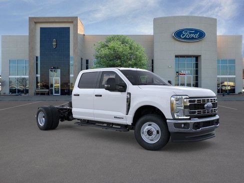 New 2026 Ford F350 XL w/ XL Chrome Package AWD/4WD image 7