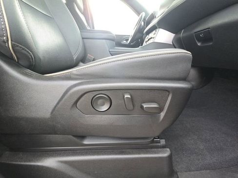 Used 2023 GMC Yukon SLT image 22