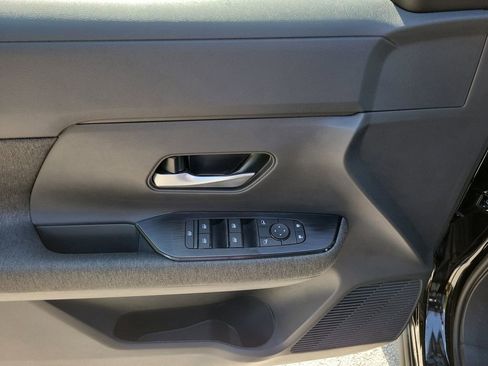 New 2026 Nissan Kicks SV FWD image 19