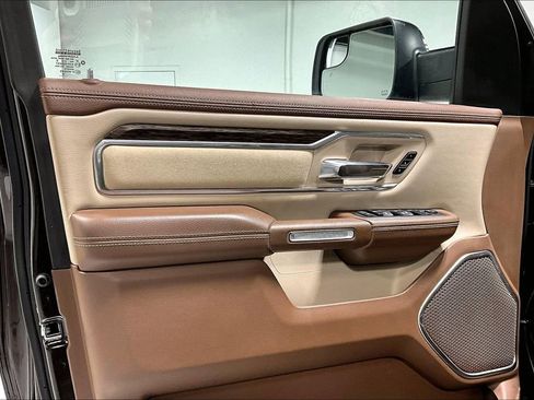 Used 2019 RAM 1500 Laramie image 20