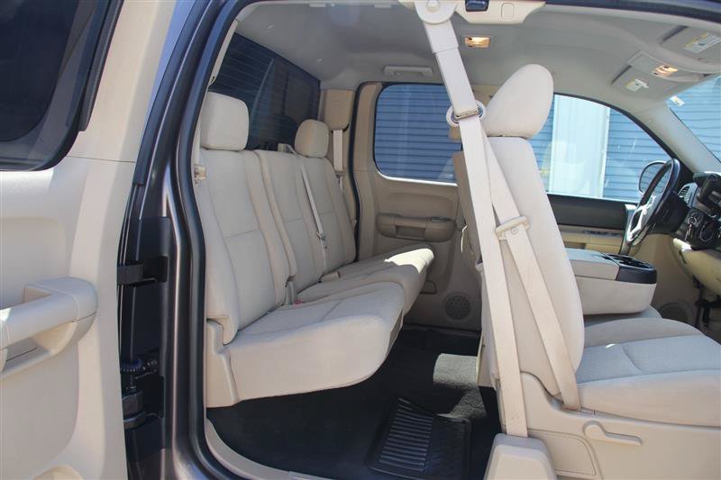 Used 2008 Chevrolet Silverado 1500 LT w/ Power Pack Plus AWD/4WD image 19