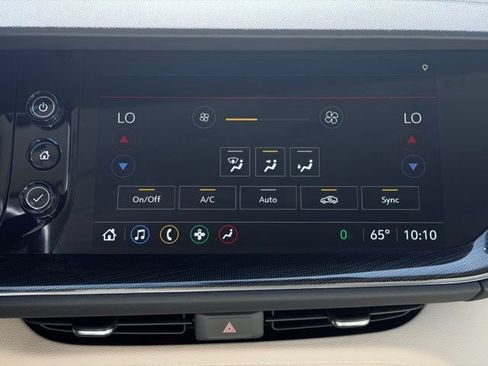 Used 2023 Buick Envision Essence AWD/4WD image 41