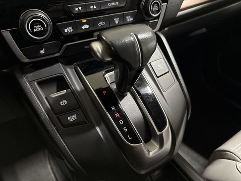 Used 2017 Honda CR-V Touring image 18