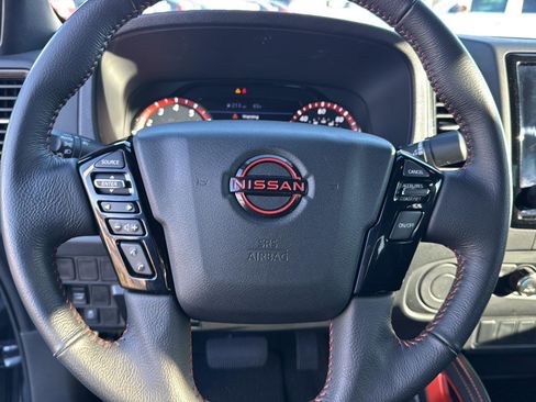 Used 2024 Nissan Frontier Pro-X image 17