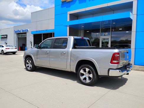 Used 2022 RAM 1500 Laramie AWD/4WD image 10