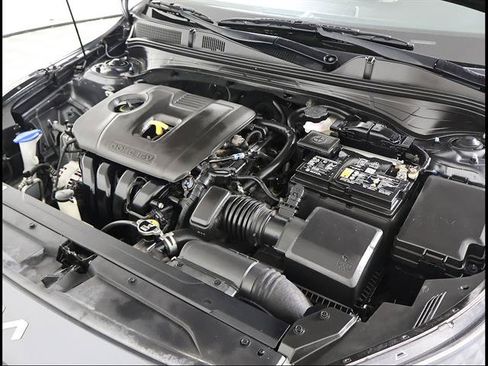 Used 2023 Kia Forte LXS w/ LXS Technology Package FWD image 11