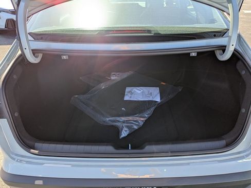 New 2026 Kia K4 LXS image 10